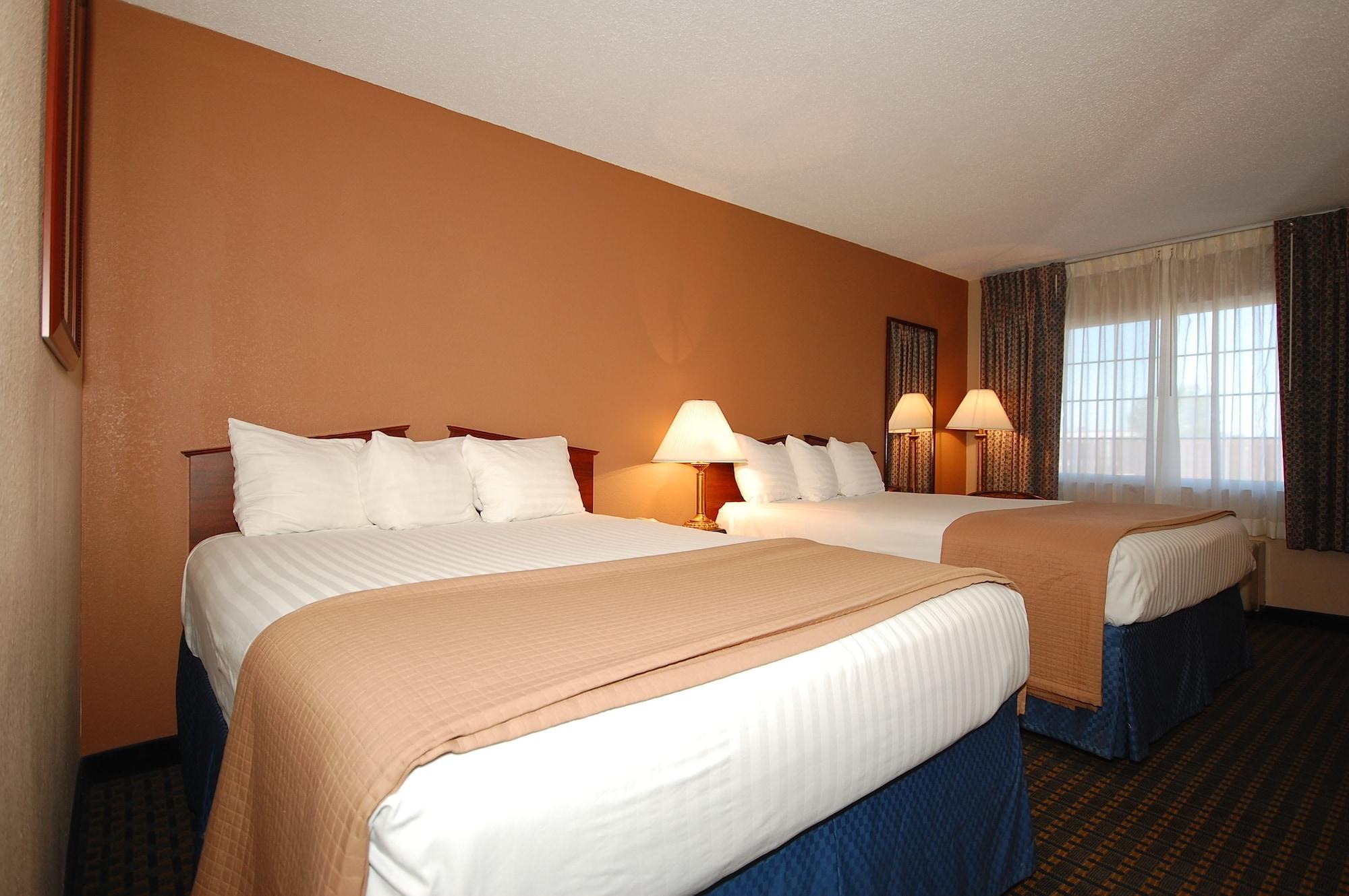 Magnuson Hotel Red Baron Garden City Exterior foto